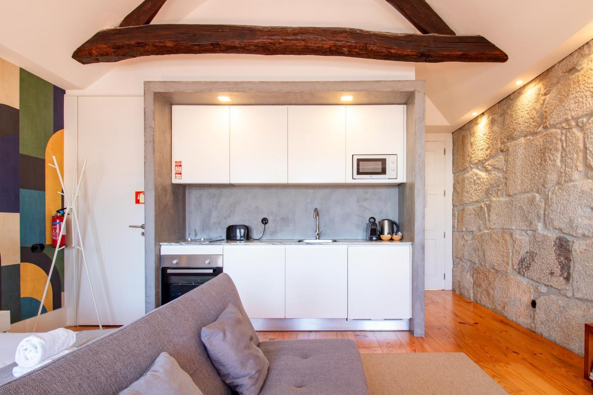 Lovelystay - Dirk Apartment - Almada 4º F Porto Exterior photo